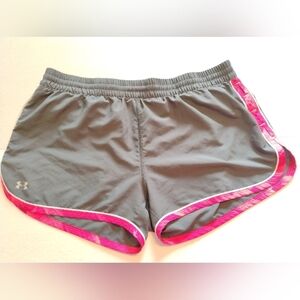 Under Armour Gray and Pink Athletic Performance Shorts Size‎ L